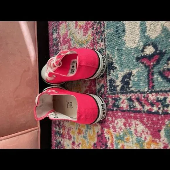 Converse Tap Shoes