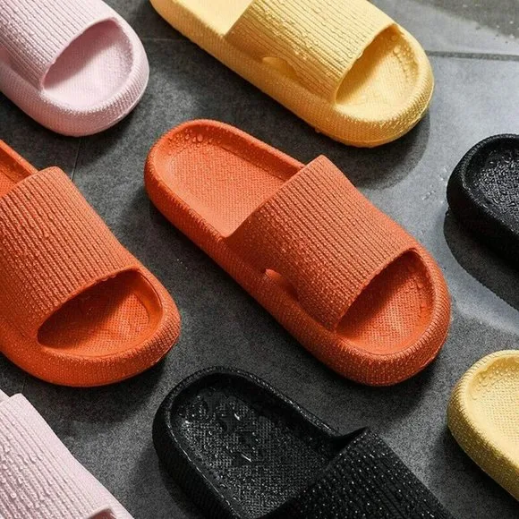 Cozy Pillow Slides Anti-Slip Sandals Ultra Soft Slippers Outdoor Shoe