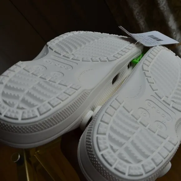 Crocs Unisex M10/w12 Baya Clogs, Slip On Shoes, Waterproof Sandals
