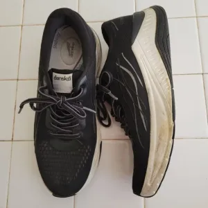 Dansko 39 Tennis Shoes 8.5 9 Sneakers Shoes Running PACE Black Mesh