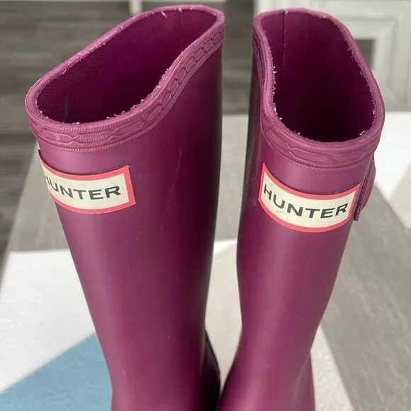 Deep Purple Mid-Calf Hunter Rain Boots (US 2B/3G)