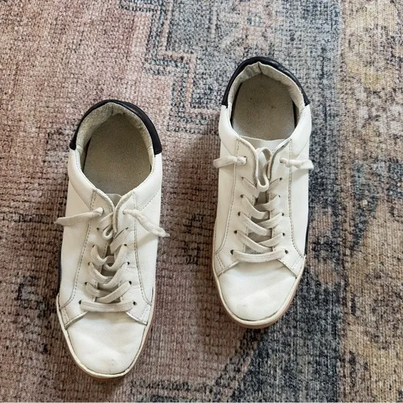 Dolce Vita White Sneakers sz 7.5