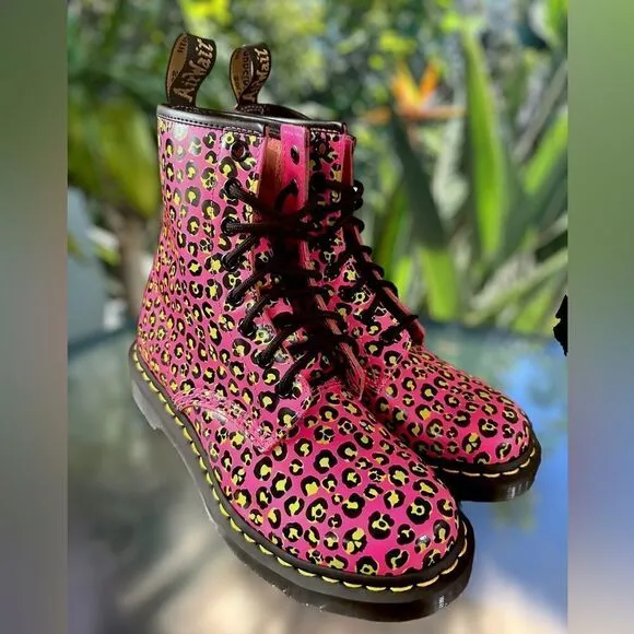 DR MARTENS 1460 Skull Leopard Smooth Leather Lace-Up Boot Clash Pink Size 7