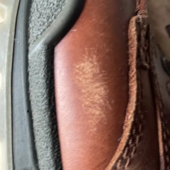 Ecco Mens 40/9 tan leather hiking shoes