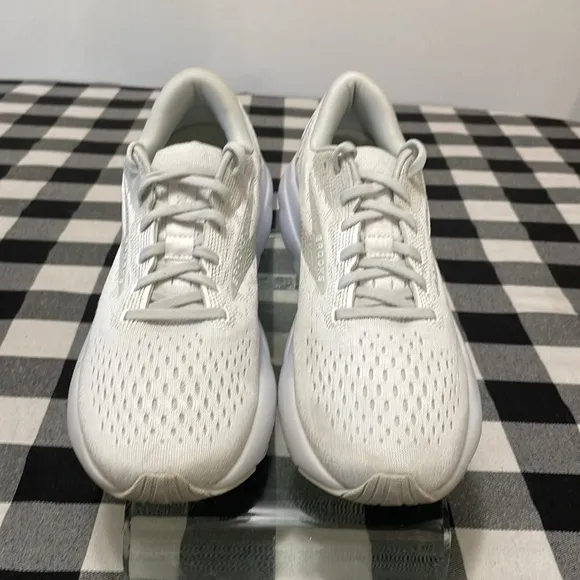 EXC! Brooks Ghost 16 Running Shoes Women's Size 9 White Gray Walking Breathable