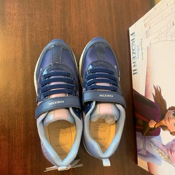 Geox Disney space club light up super comfortable sneaker size 3,5 brand new