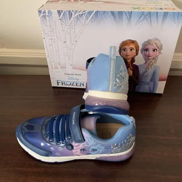 Geox Disney space club light up super comfortable sneaker size 3,5 brand new