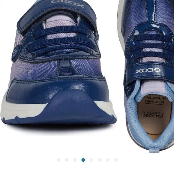 Geox Disney space club light up super comfortable sneaker size 3,5 brand new