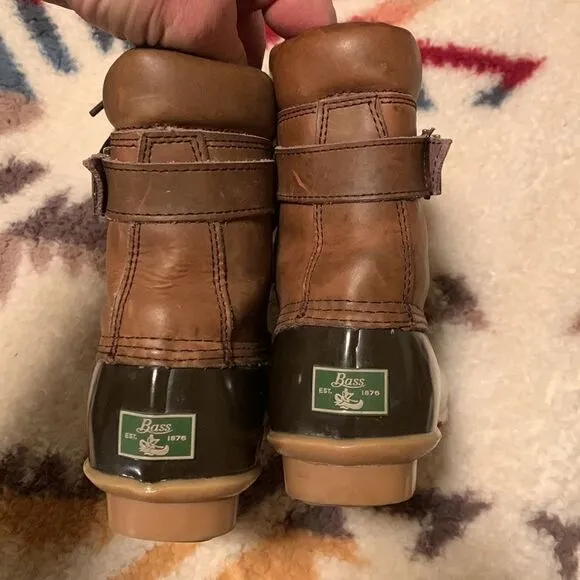 G.H. BAS &amp;CO, winter boots, rubber bottoms, leather uppers, like new, size 8