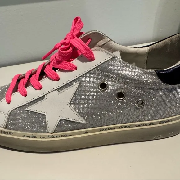 Golden Goose Hi Star Size 8 NEVER WORN Silver and Pink Sneakers with Star Detail