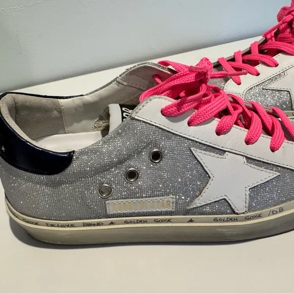 Golden Goose Hi Star Size 8 NEVER WORN Silver and Pink Sneakers with Star Detail