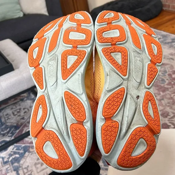 Hoka Bondi 8 Men’s Running Athletic Shoes