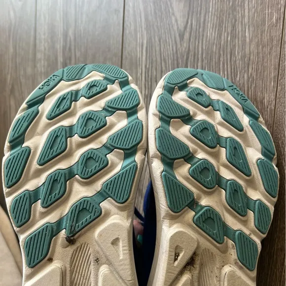 Hoka Clifton 9 Women’s Running Shoes Size 8.5