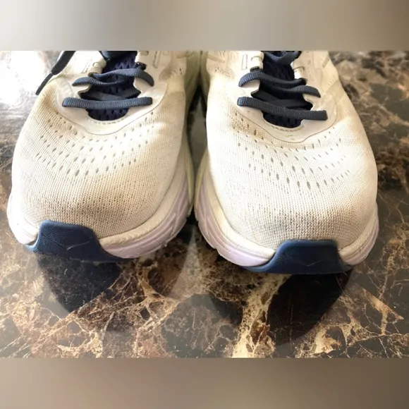 Hoka One One Arahi 5  Shoes Blanc De Blanc/Outer Space/Size9.5B