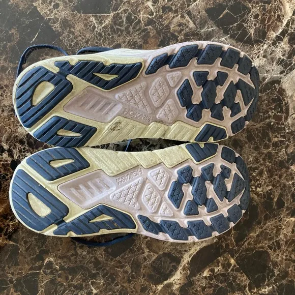Hoka One One Arahi 5  Shoes Blanc De Blanc/Outer Space/Size9.5B