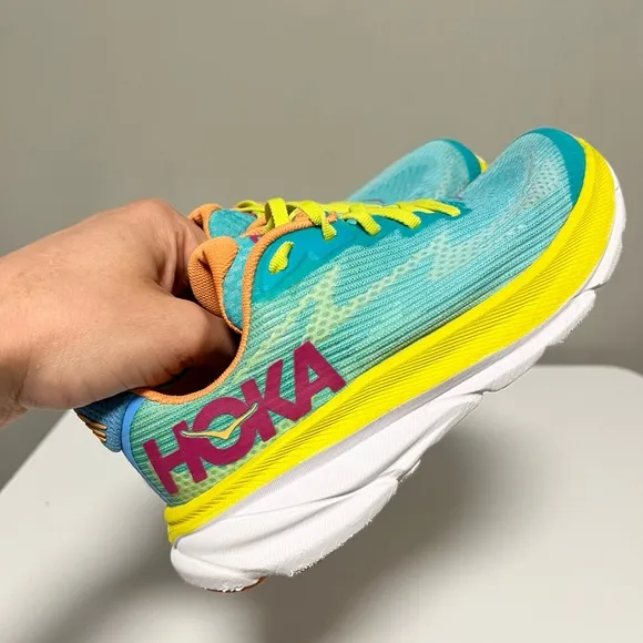 Hoka One One Clifton 9 Youth Kids US 4 MD Running Shoes 1131170 CEPR