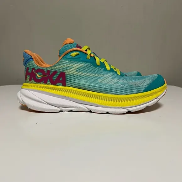Hoka One One Clifton 9 Youth Kids US 4 MD Running Shoes 1131170 CEPR