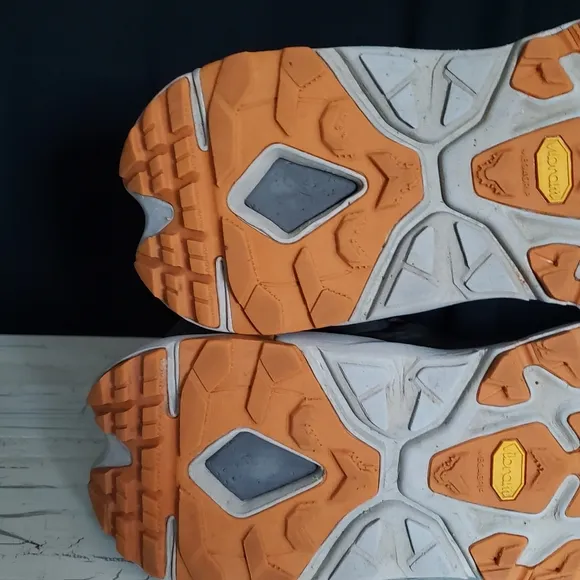 Hoka One One 'Kaha 2 GTX' Hiking Boots in Men's size 10 D