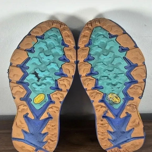 Hoka One One Speedgoat 4 Running Shoes Blue and Green Men's Size 12