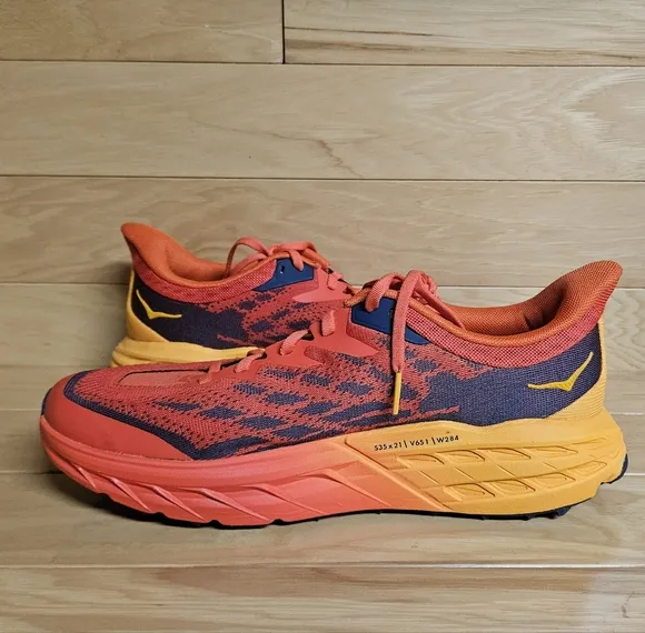Hoka One One Speedgoat 5 Wide 2E Mens Running Shoes Sneaker 1123159