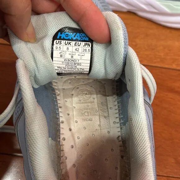 Hoka One One W Bondi 7 Running Athletic Shoes size 9.5