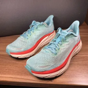 HOKA ONE ONE CLIFTON 8 - Women’s Running Shoes - SIZE 8B