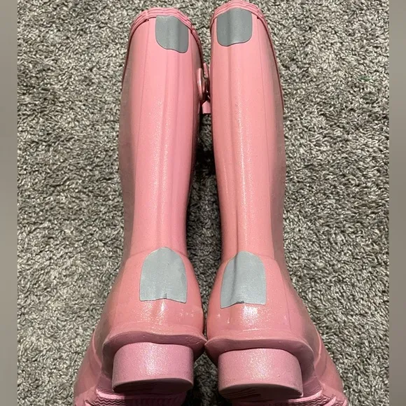 Hunter Glittery Pink rain boots Girls size 4 waterproof mud/snow boot