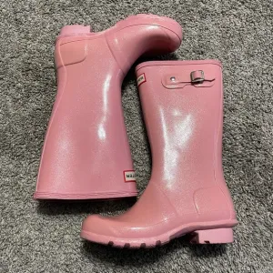Hunter Glittery Pink rain boots Girls size 4 waterproof mud/snow boot