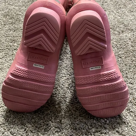 Hunter Glittery Pink rain boots Girls size 4 waterproof mud/snow boot