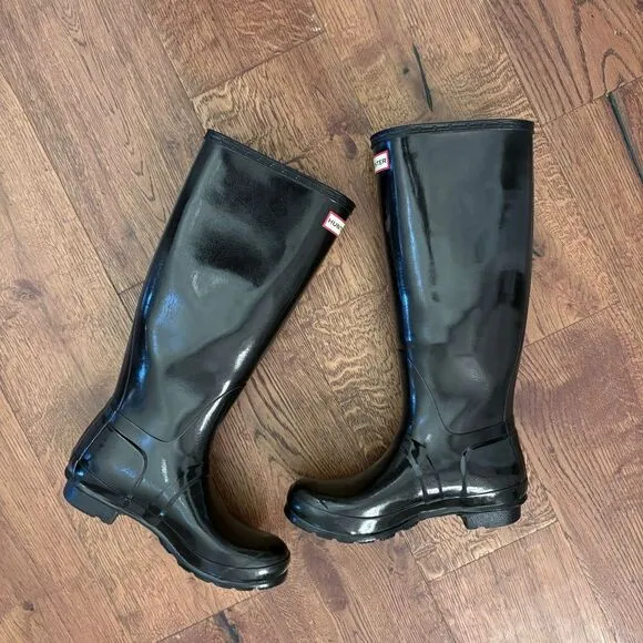 Hunter Original Tall Gloss Rain Boots Womens 7 US Black 100% Waterproof Shiny
