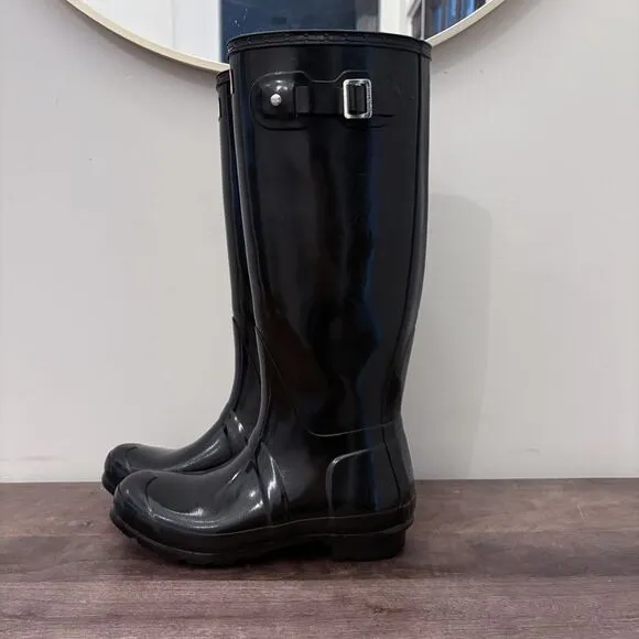 Hunter Original Tall Gloss Rain Boots Womens 7 US Black 100% Waterproof Shiny