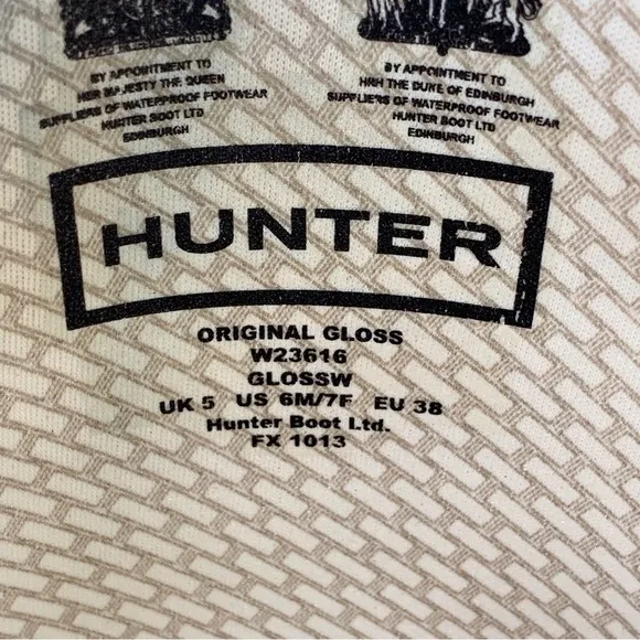 Hunter Women's Black Glossy Original Tall Waterproof Rain Boots Size 6M / 7F
