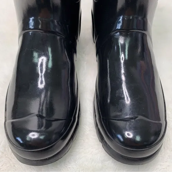 Hunter Women's Black Glossy Original Tall Waterproof Rain Boots Size 6M / 7F