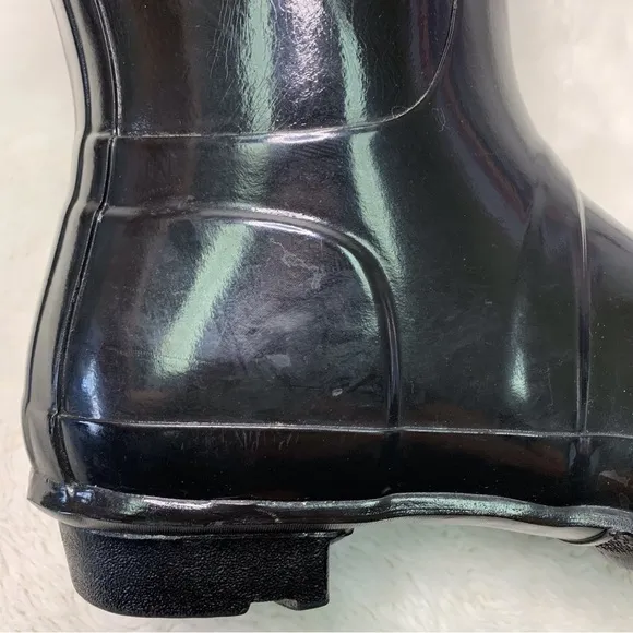 Hunter Women's Black Glossy Original Tall Waterproof Rain Boots Size 6M / 7F