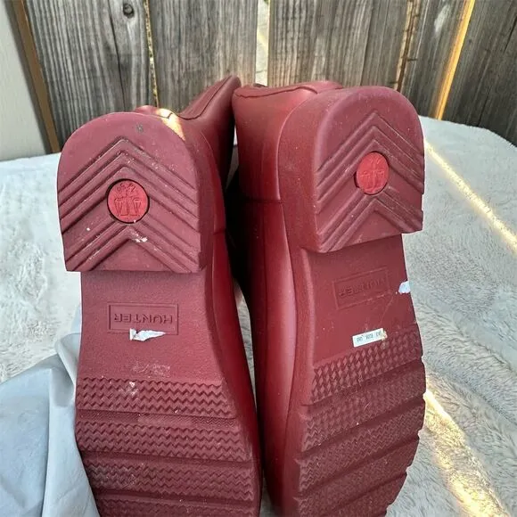 Hunter Women's Red Rain Boots Size 5 Waterproof Adjustable Buckle