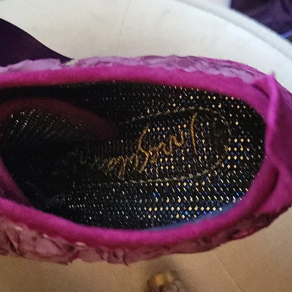 Irregular Choice Abigails Party size 8, purple roses
