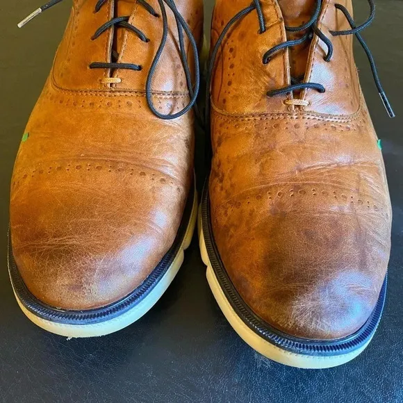 Johnston Murphy Tan Cap Toe Sneakers Waterproof White Sole Men’s Size 10-1/2 M.