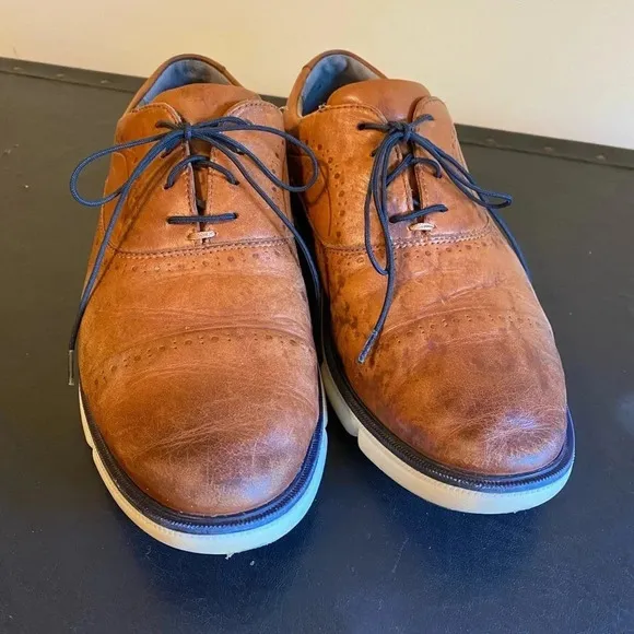 Johnston Murphy Tan Cap Toe Sneakers Waterproof White Sole Men’s Size 10-1/2 M.
