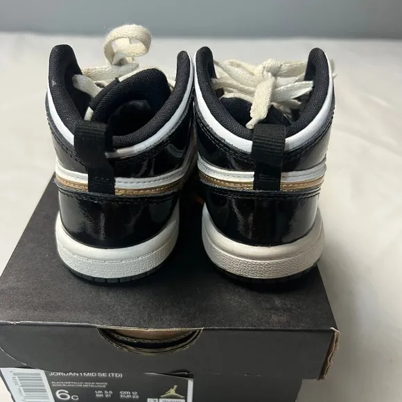 Jordan 1 Mid SE (TD) Black Gold Swoosh White Toddler Sneakers Shoes Size 6C