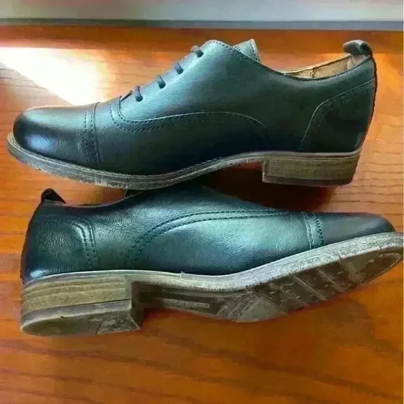 Josef Seibel Woman’s Sienna 85 Washed Black Oxford Shoes
