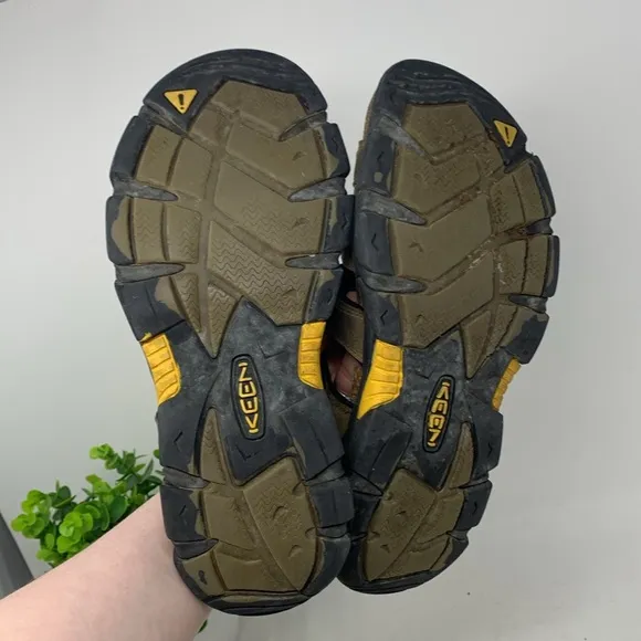 Keen Brown Leather Waterproof Quick Tie Sandals Men’s Size 12