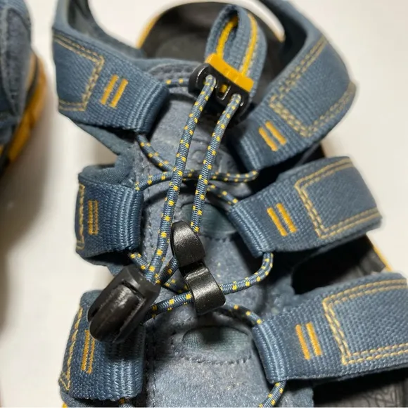 KEEN Clearwater CNX  Blue DrawstringWaterproof Beach Sport Sandals Size Men 11