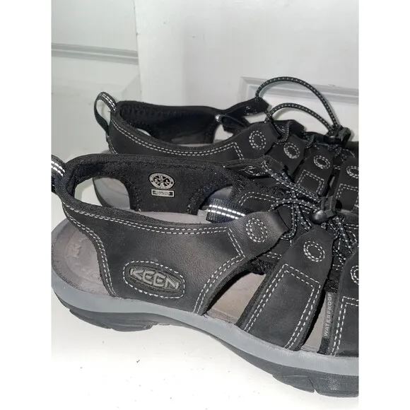 KEEN Men’s Newport Fisherman Sandals size 10/43 Active Outdoor Waterproof