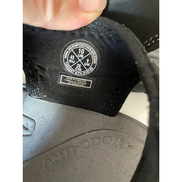 KEEN Men’s Newport Fisherman Sandals size 10/43 Active Outdoor Waterproof