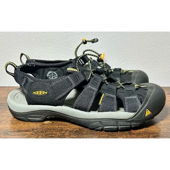 KEEN Mens Newport H2 Sandals 1001907 Black Size 11 Waterproof Hiking Bungee Cord