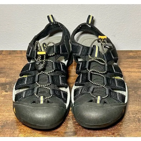 KEEN Mens Newport H2 Sandals 1001907 Black Size 11 Waterproof Hiking Bungee Cord