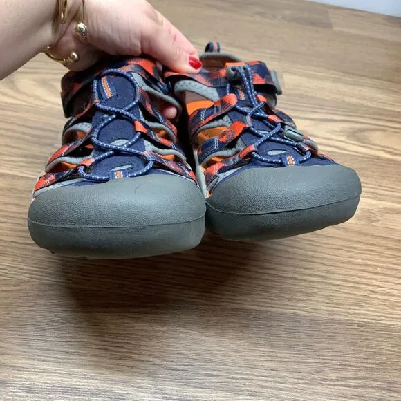 Keen Newport H2 Waterproof Blue/Orange Hiking Sandals Kids 7 /39 (8F54)