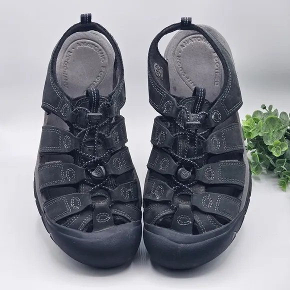 Keen Newport H2 Waterproof Sandal Hiking Trail Walking Shoe Black Men's Size 13