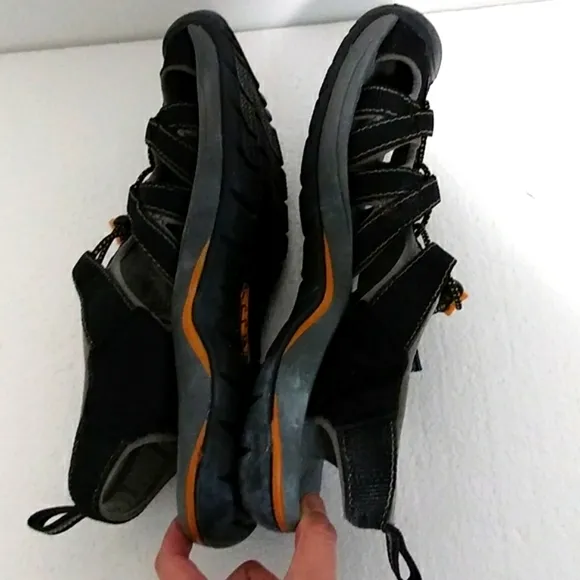 KEEN Newport H2 Waterproof Sandals, Size 9.5
