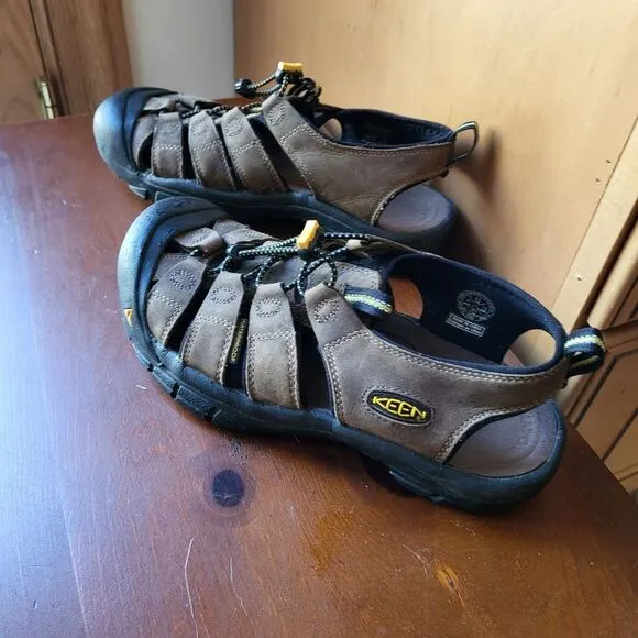 Keen Newport Leather Hiking Sandals - Size 8.5